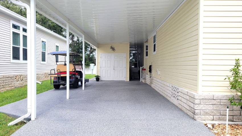 312 Siberian Cypress Circle a Winter Haven, FL Mobile or Manufactured Home for Sale